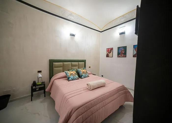 Vesuvius Luxury נאפולי