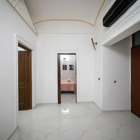 Vesuvius Luxury 아파트 *